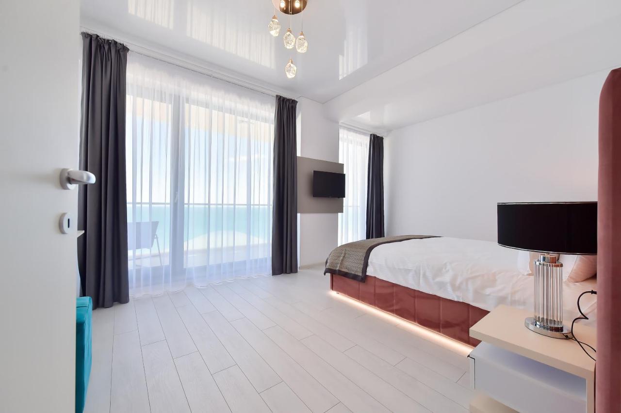 Hotel Building Stefan Resort I Năvodari Екстериор снимка