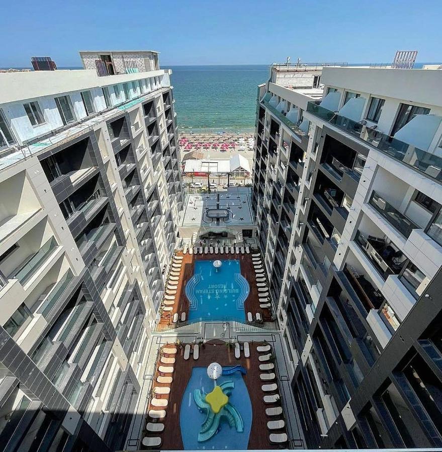 Hotel Building Stefan Resort I Năvodari Екстериор снимка