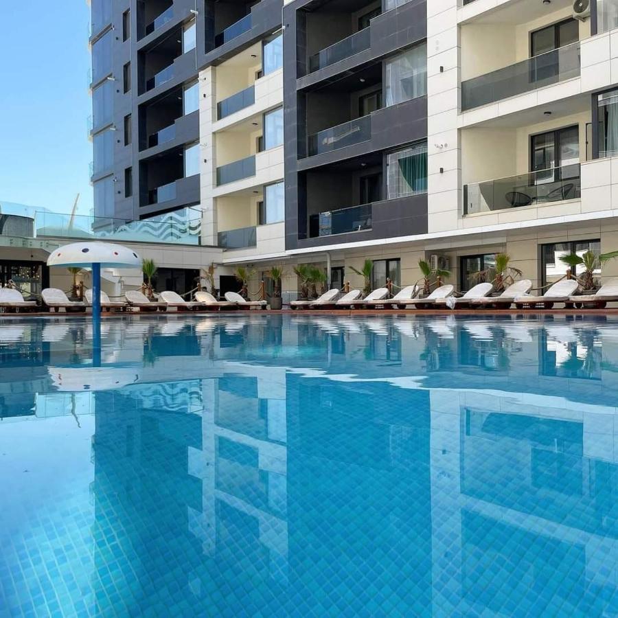 Hotel Building Stefan Resort I Năvodari Екстериор снимка