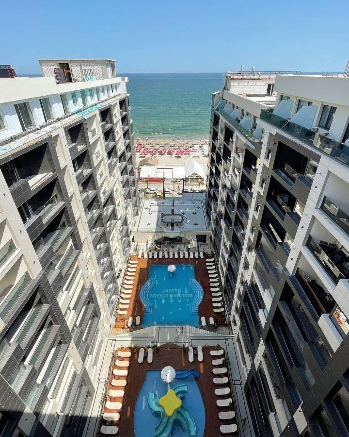 Hotel Building Stefan Resort I Năvodari Екстериор снимка